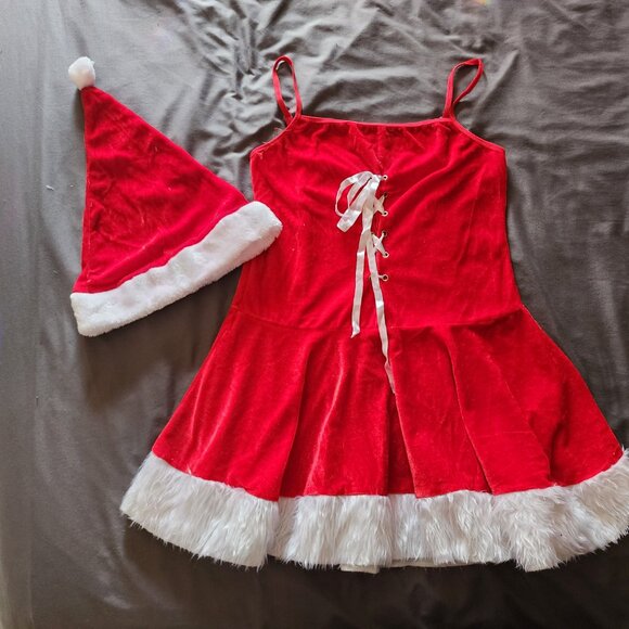 Holiday dress with hat - Picture 2 of 6